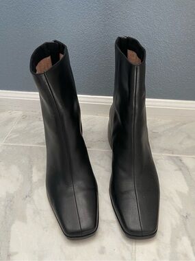 Paolo Black Leather Square-Toe Ankle Boots
